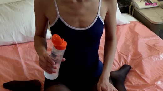 [Lotion play] **** swimsuit cosplay &amp; black pantyhose (slender amateur model personal photo session)